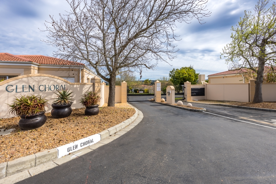 1 Bedroom Property for Sale in Sonstraal Heights Western Cape